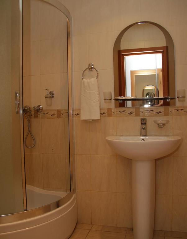 Kristina Hotel Zaporizhia Quarto foto