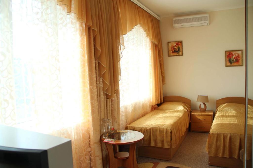Kristina Hotel Zaporizhia Quarto foto