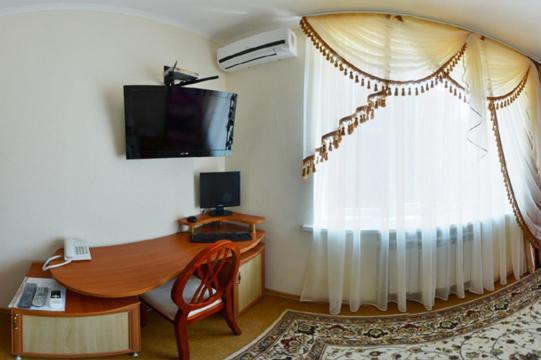Kristina Hotel Zaporizhia Exterior foto